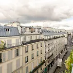Charming Studio Ideally Located In Paris, 9Th