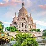 Charming Studio Ideally Located In Paris, 9Th